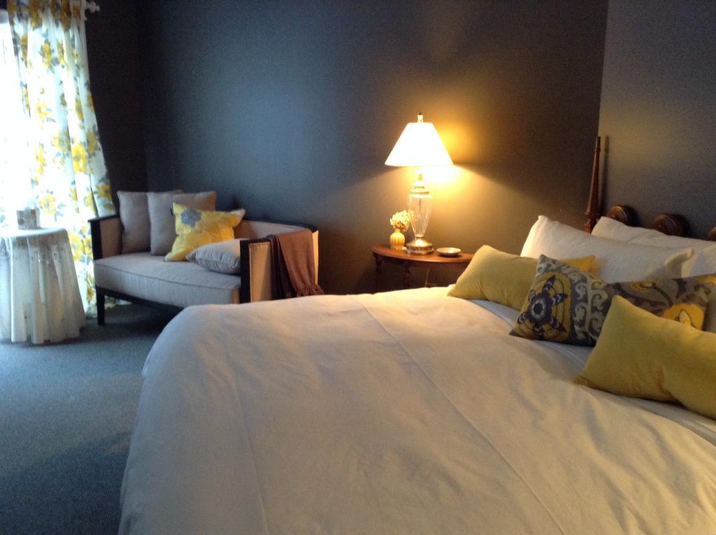 Green River Inn Sandgate Esterno foto